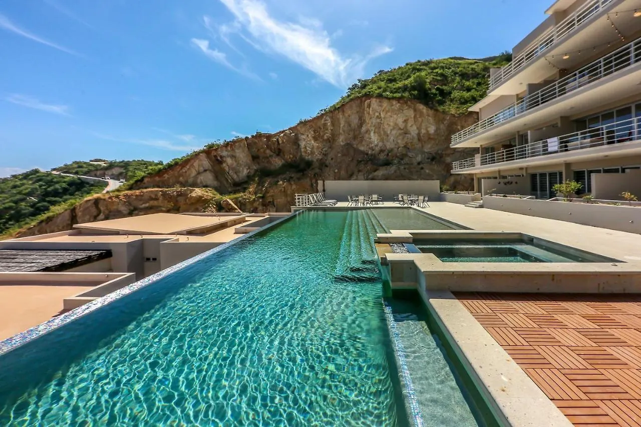 Апартаменты Luxe Mtn Top Retreat With Pool Access And Sea View! Кабо-Сан-Лукас