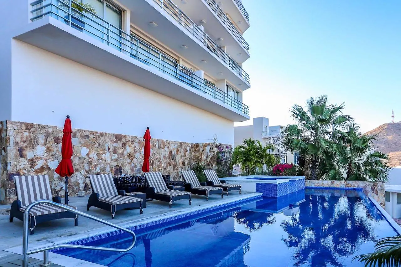 Апартаменты Luxe Mtn Top Retreat With Pool Access And Sea View! Кабо-Сан-Лукас